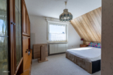 11 - Zimmer OG