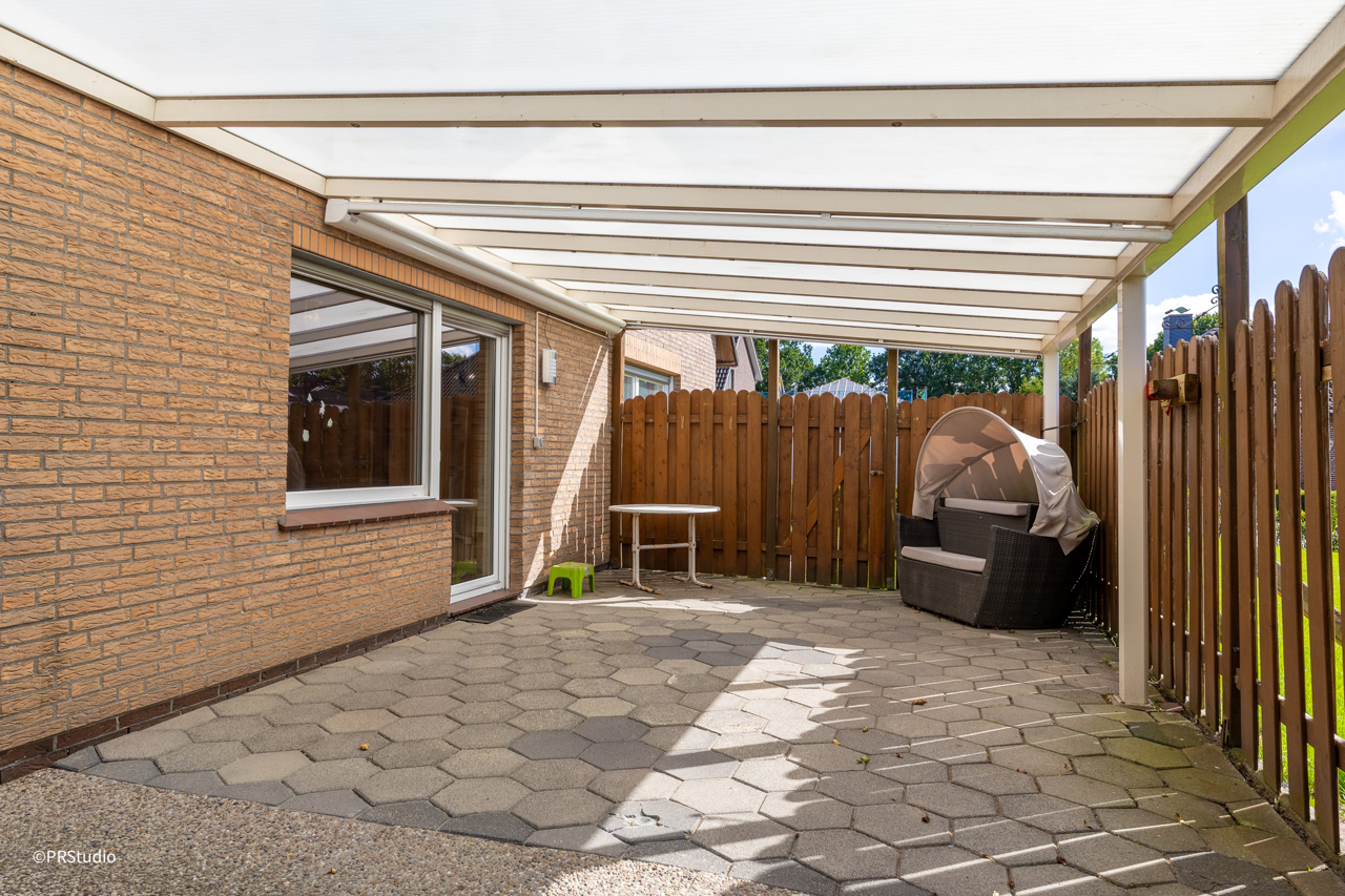 7 - Überdachte Terrasse