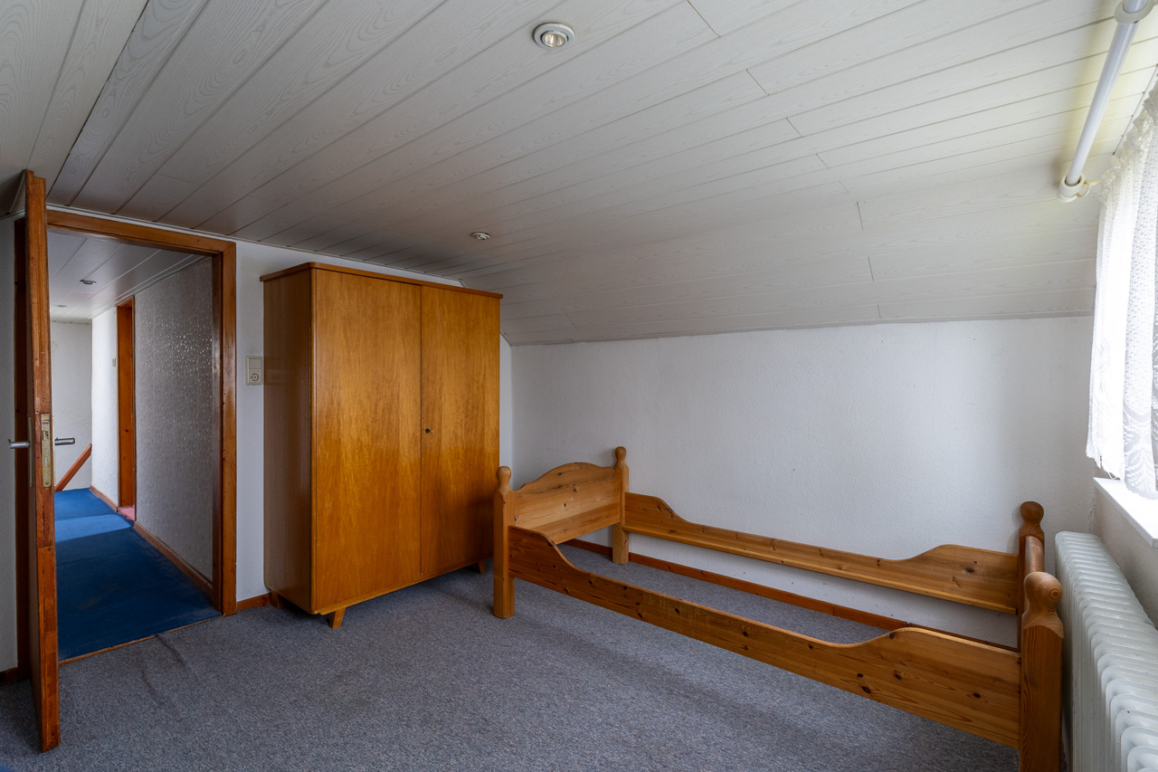 13 - Zimmer DG