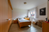 7 - Schlafzimmer - Barrierefreies Seniorenwohnhaus mit Ausbaureserve im Dachgeschoss