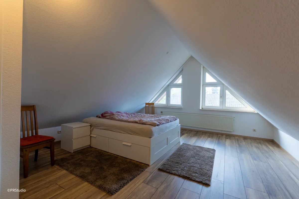 7 - ausgebautes Dachstudio