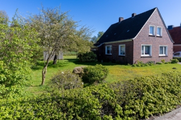Gemütlich und gut gepflegt – Einfamilienhaus in Stadtrandlage, 26789 Leer, Einfamilienhaus