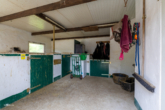 13 - Blick in den Stallbereich