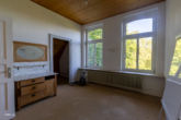 9 - Zimmer mit Ankleide Haupthaus - Innenstadtlage: Repräsentative Stadtvilla mit gewerblich genutztem Anbau