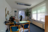 13 - Büro EG Anbau - Innenstadtlage: Repräsentative Stadtvilla mit gewerblich genutztem Anbau